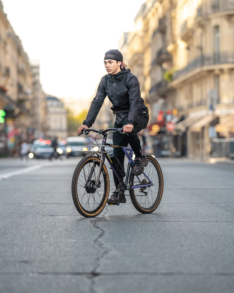 VTT avec le kit moteur roue avant Virvolt 500 et batterie 70 km d’autonomie